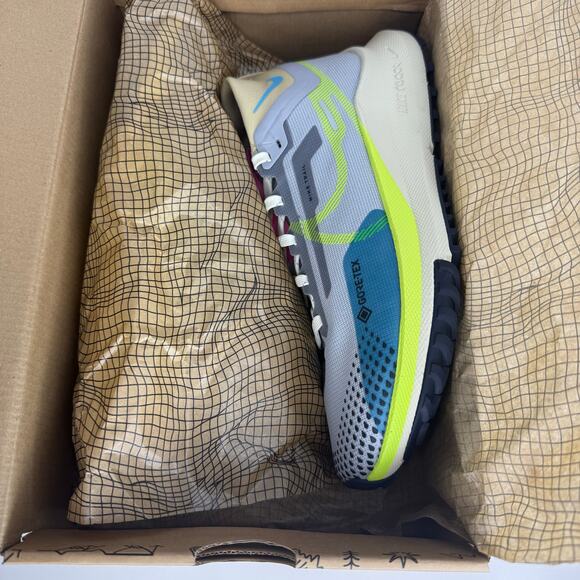 Nike React Pegasus Trail 4 GTX Wolf Grey/Green Size 8.5 Women - Picture 7 of 8